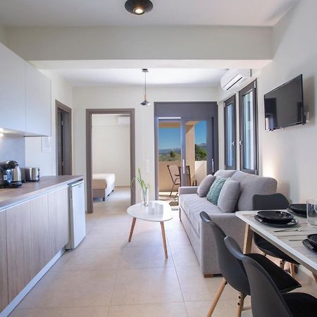 Amelie'S Luxe Apartments Kalligoni 외부 사진